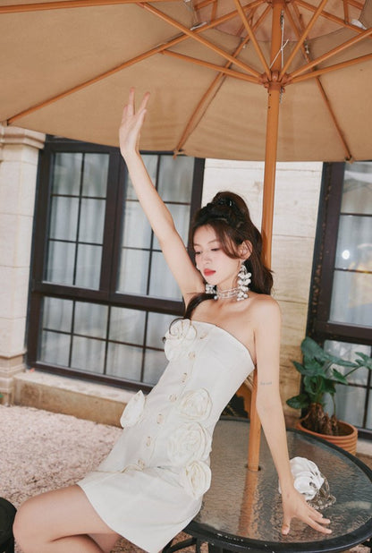 DOLLY Elegant White Flower Bud Chest Wrap High Waist Shor t Banquet Dress-LOLO