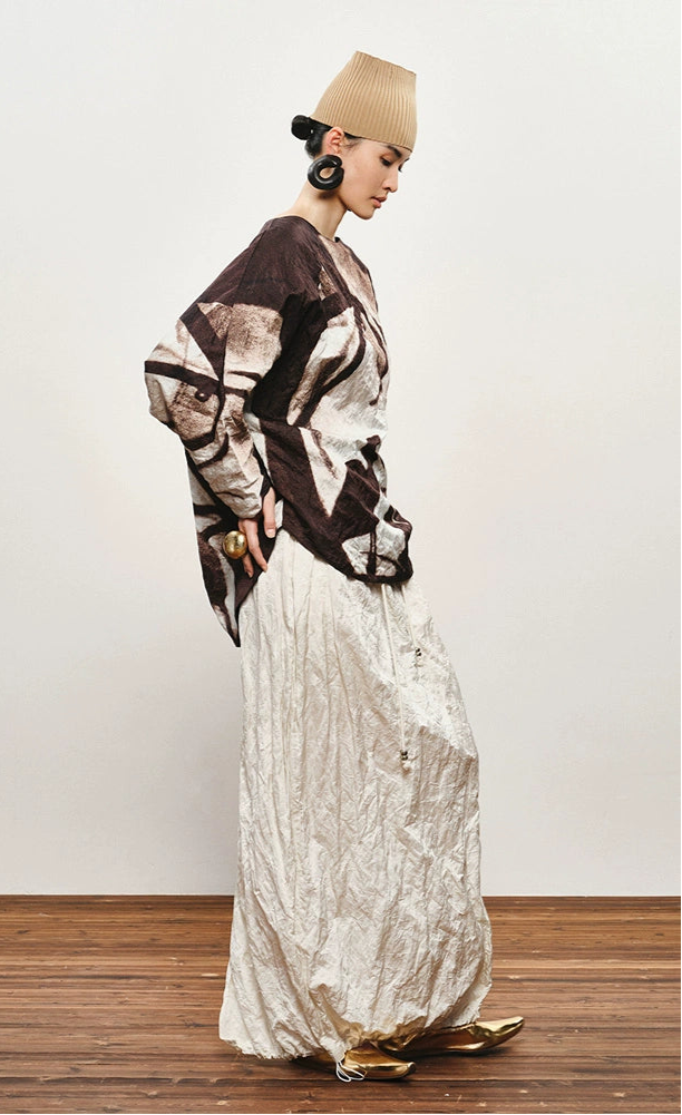 ZHUCHONGYUN stork leaf autumn song curved hem top--LUPIN.