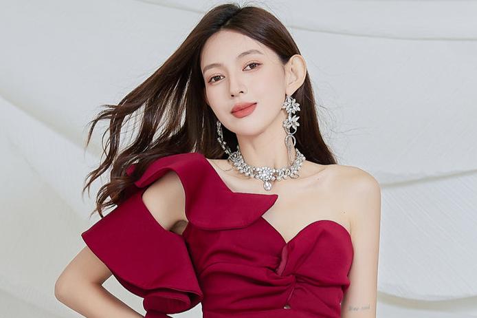 DOLLY Luxury Sliver European Style Flower Diamond Tassel Chic Earring-TALULLA