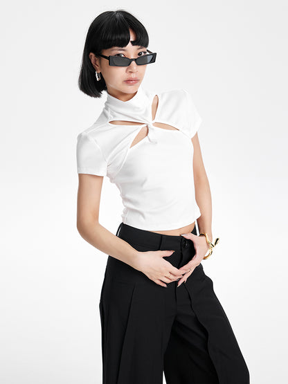 TINY IN american cropped cut-out top with a half-high neck -GOJO
