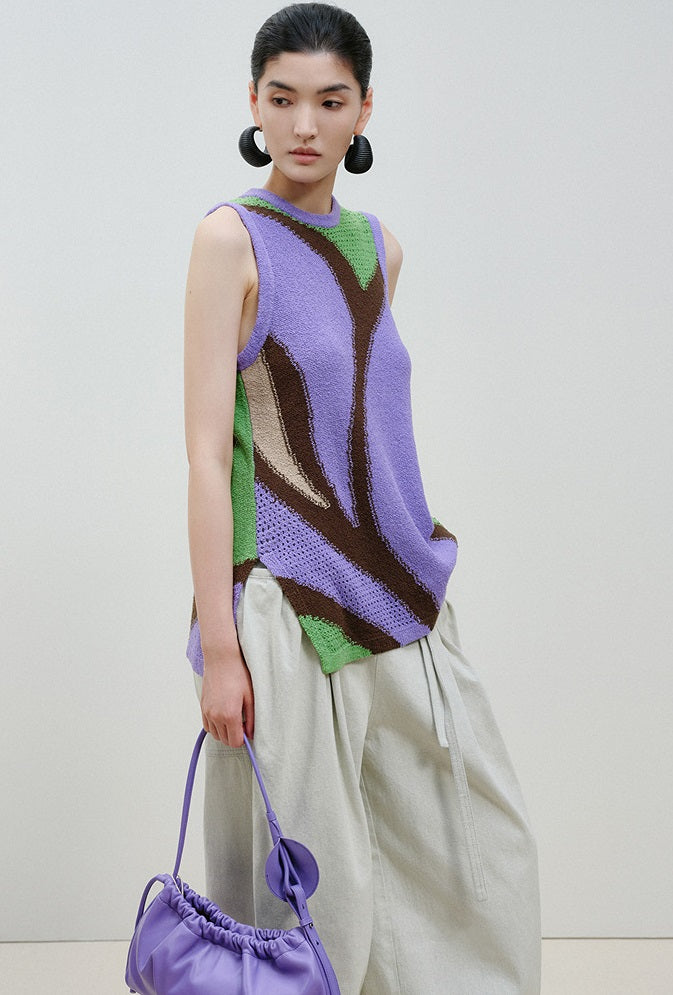 ZHUCHONGYUN Flower Draft Textured Crew Neck Vest--SUZUMIYA.