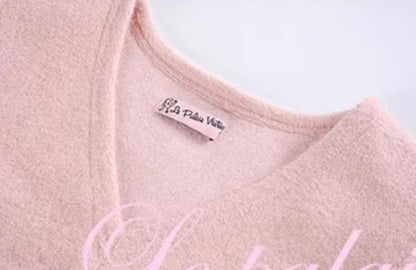 Le Palais Vintage Luxury Two Piece V-neck Top Pink Plush Handbag Short Skirt Suit-Lora