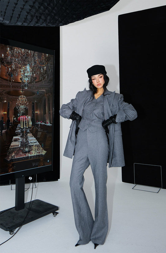 MEI SANGUAN Gray Vertical Striped Silhouette Blazer Suit - PENELOPE