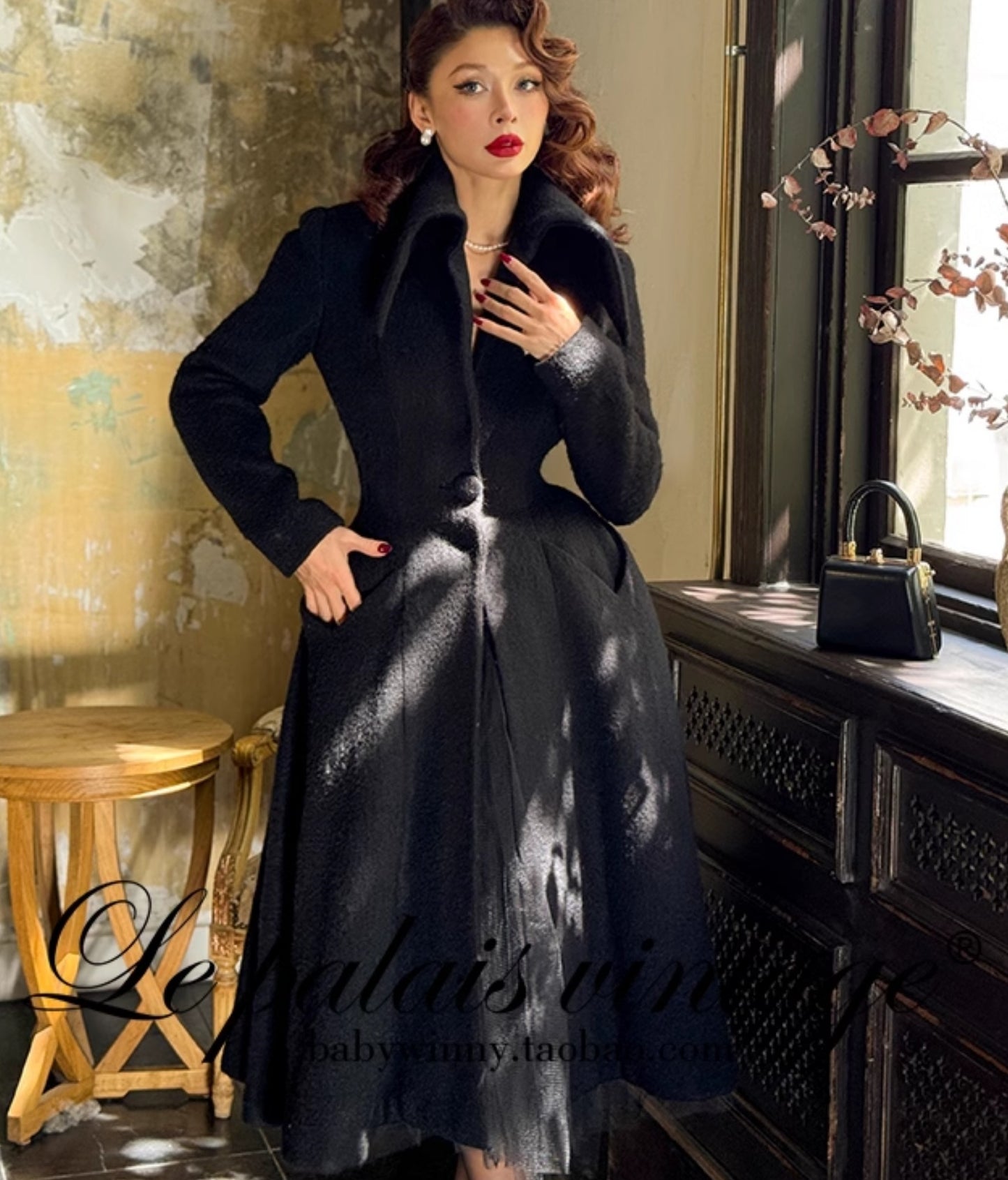 Le Palais Vintage  large skirt black woolen coat-KIA