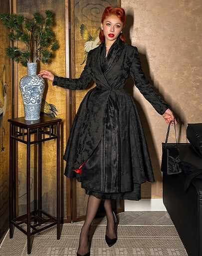 Le Palais Vintage  Lace Dark Pattern Waist Black Slim Skirt Coat-CHASE