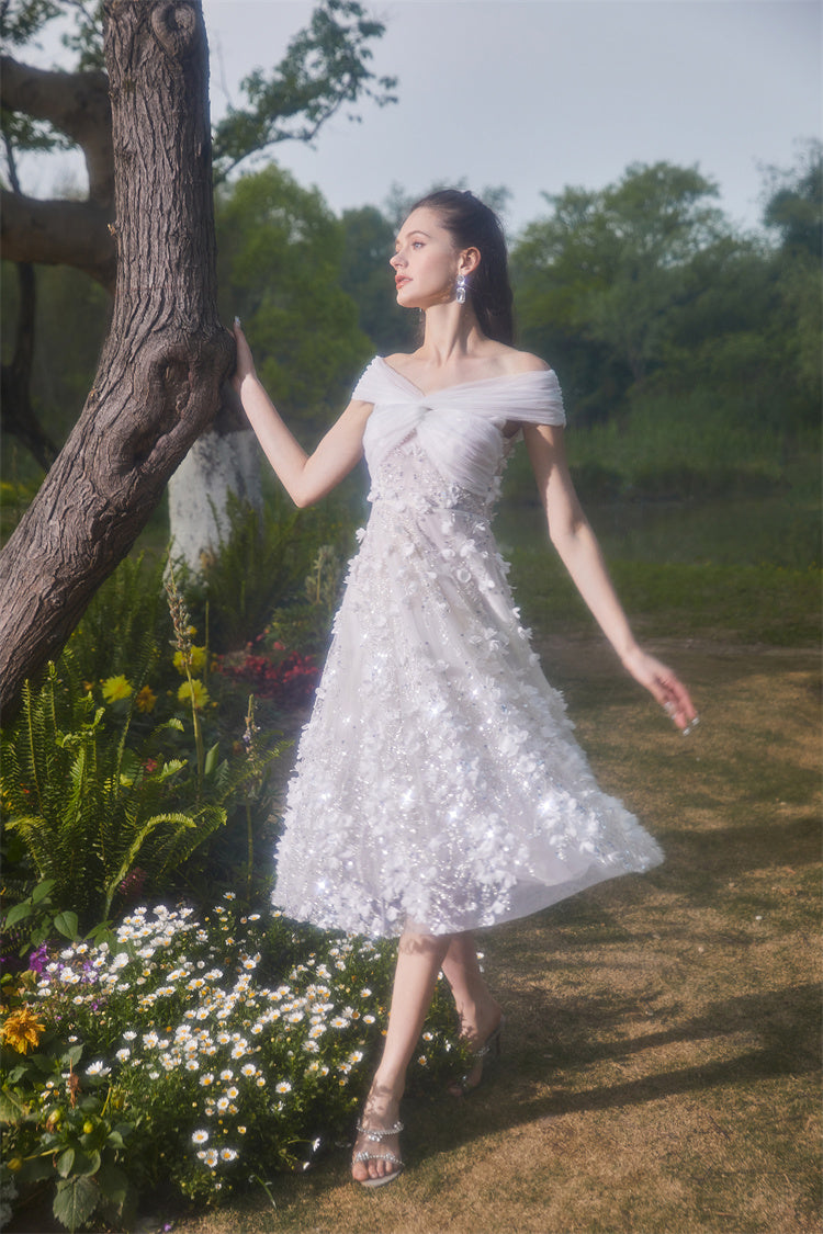 Spot Wardrobes by Chen Elegant White Embroidered applique  wedding Dress-Swiss