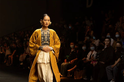 TUYUE gold carving linen  mulberry silk silhouette long coat- VIVIAN