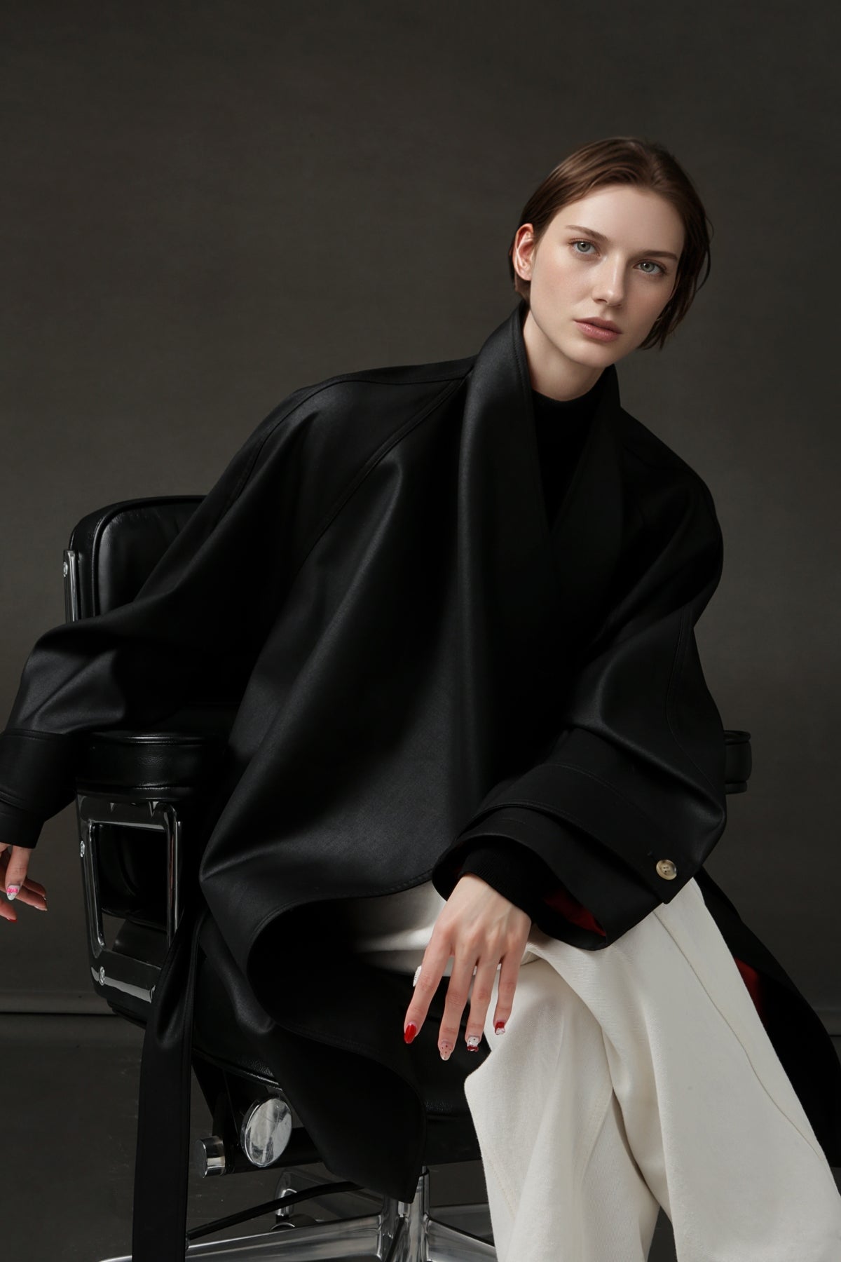 PIAOIN Silhouette design short windbreaker women's luxury jacket commuter-JEAN