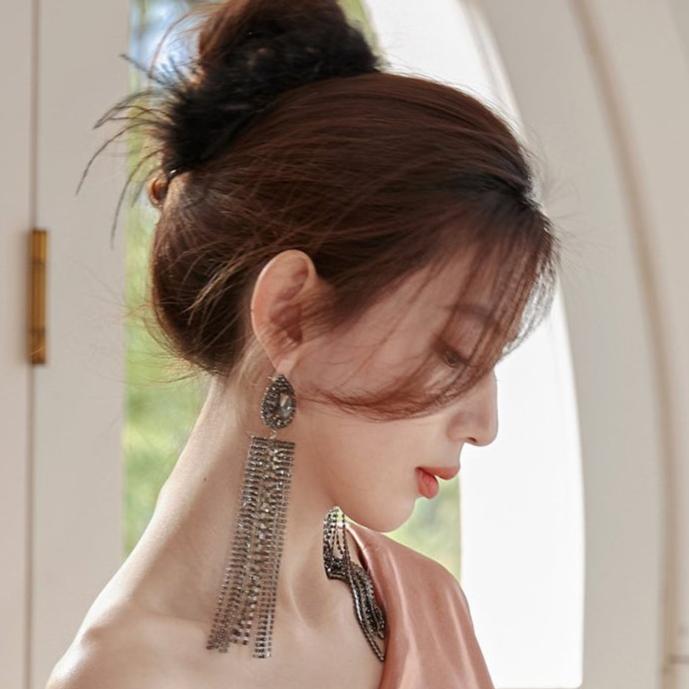 DOLLY Elegant Rhinestone Diamond Tassel Chic Earrings-ABIGAIL