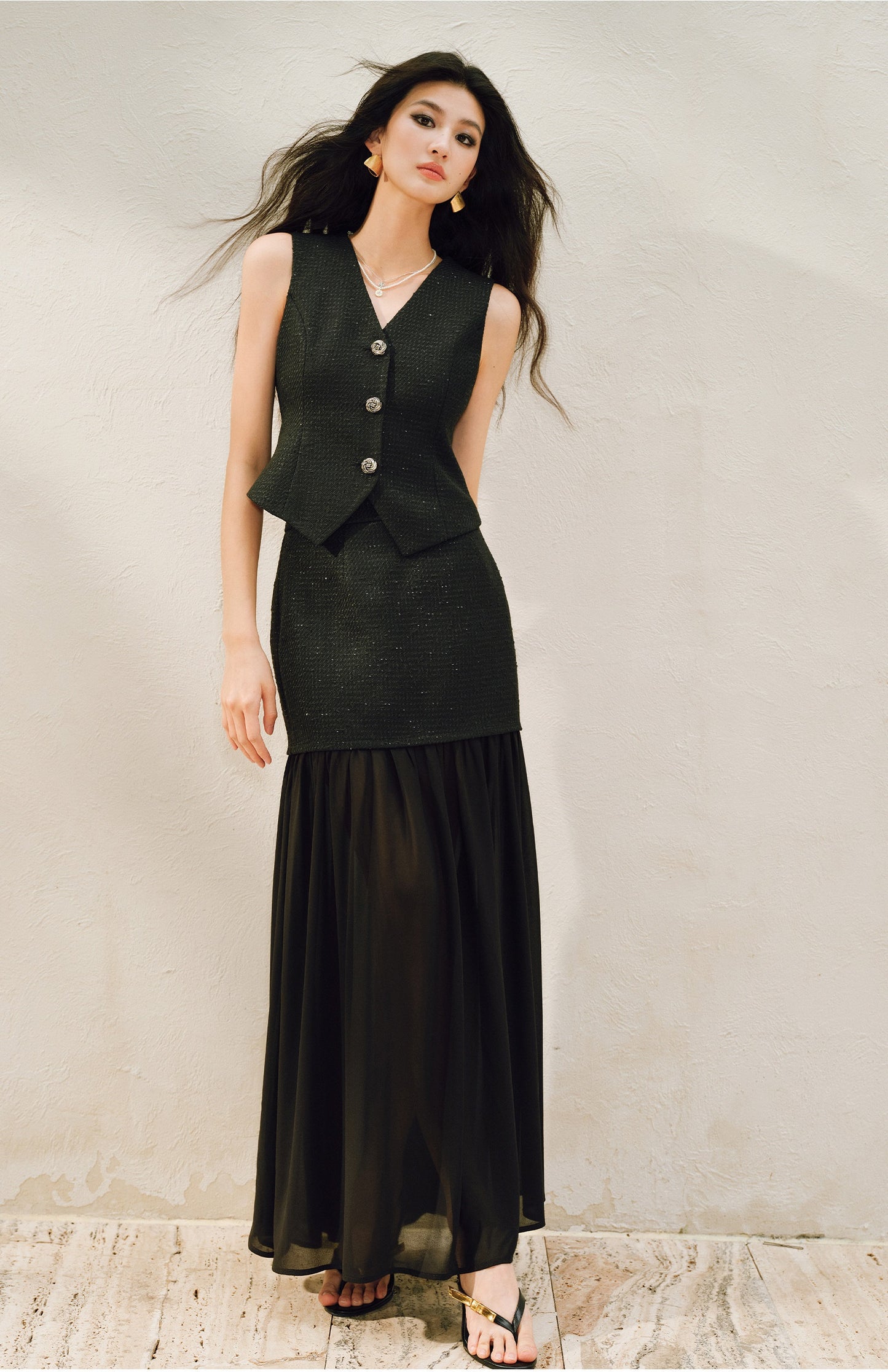 WANGXO |Light Georgette V-Neck Vest & Flowing  Skirt Suit Set-RINA