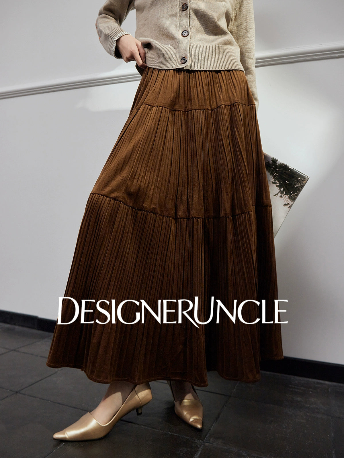 DGU "Lanmo" black high-waisted new pleated long skirt looks slim and versatile - Charles.