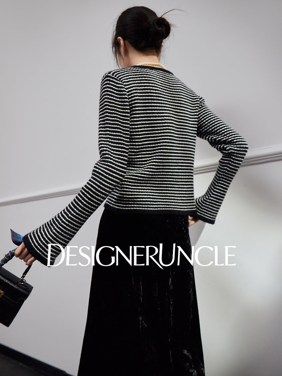 DGU "Lanxi" black knitted sweater striped French retro slimming top - IMOGEN.