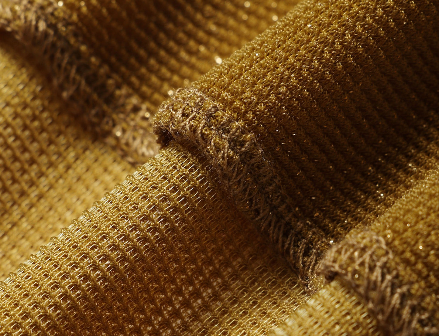 WANGXO | Xinghai Bright Silk Knit Swing Collar Metal Chain Top- LILA.