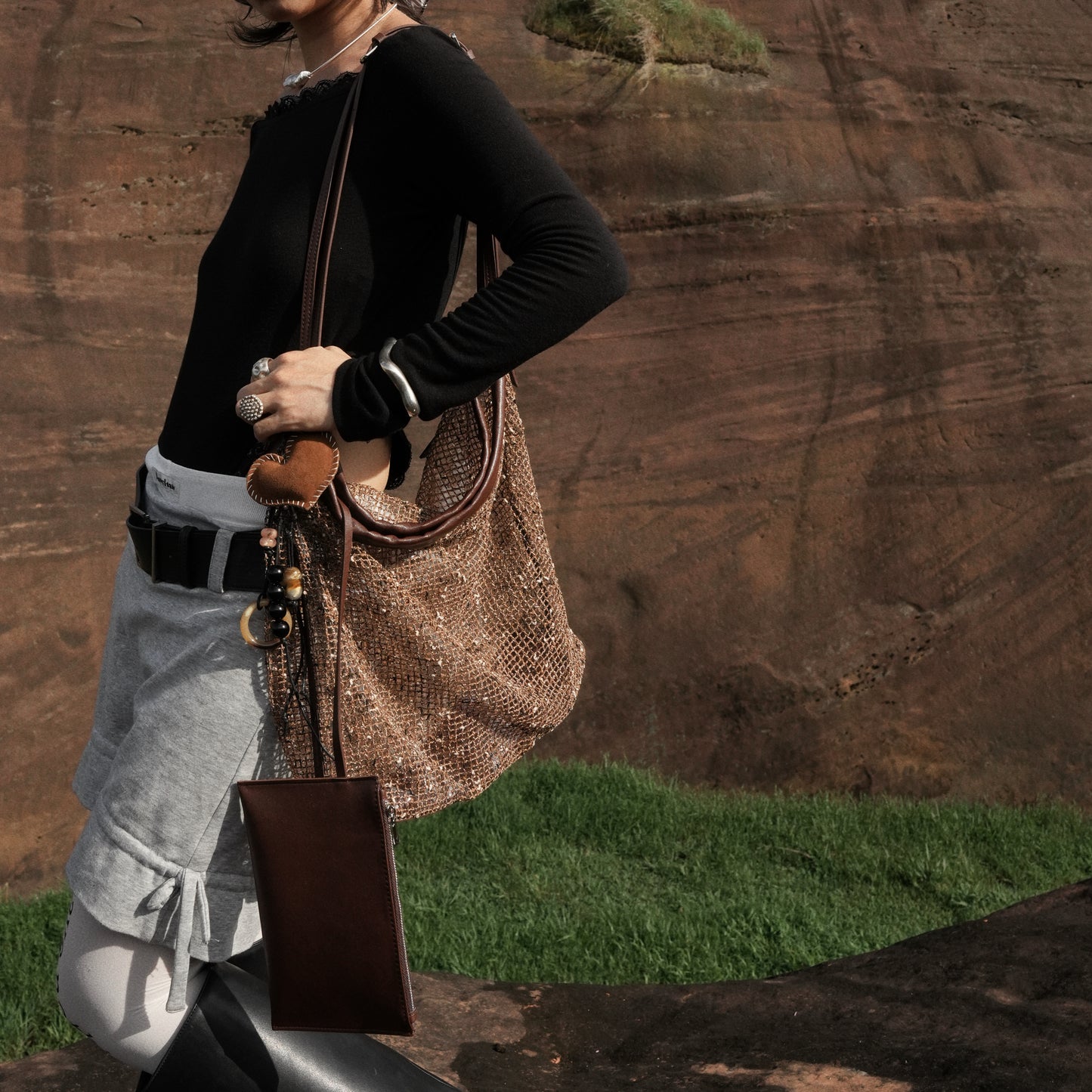 IUBALLET Wild Breeze New Woven Bucket Bag- PATRA.