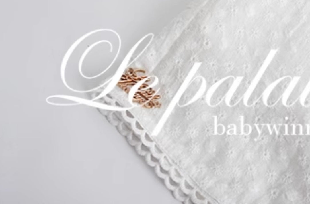 Le Palais Vintage  embroidery cotton wrap short top + high-waisted bud skirt-TEE.