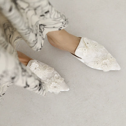 B-FEI pointed toe flower embossed flat mules -OPERT.