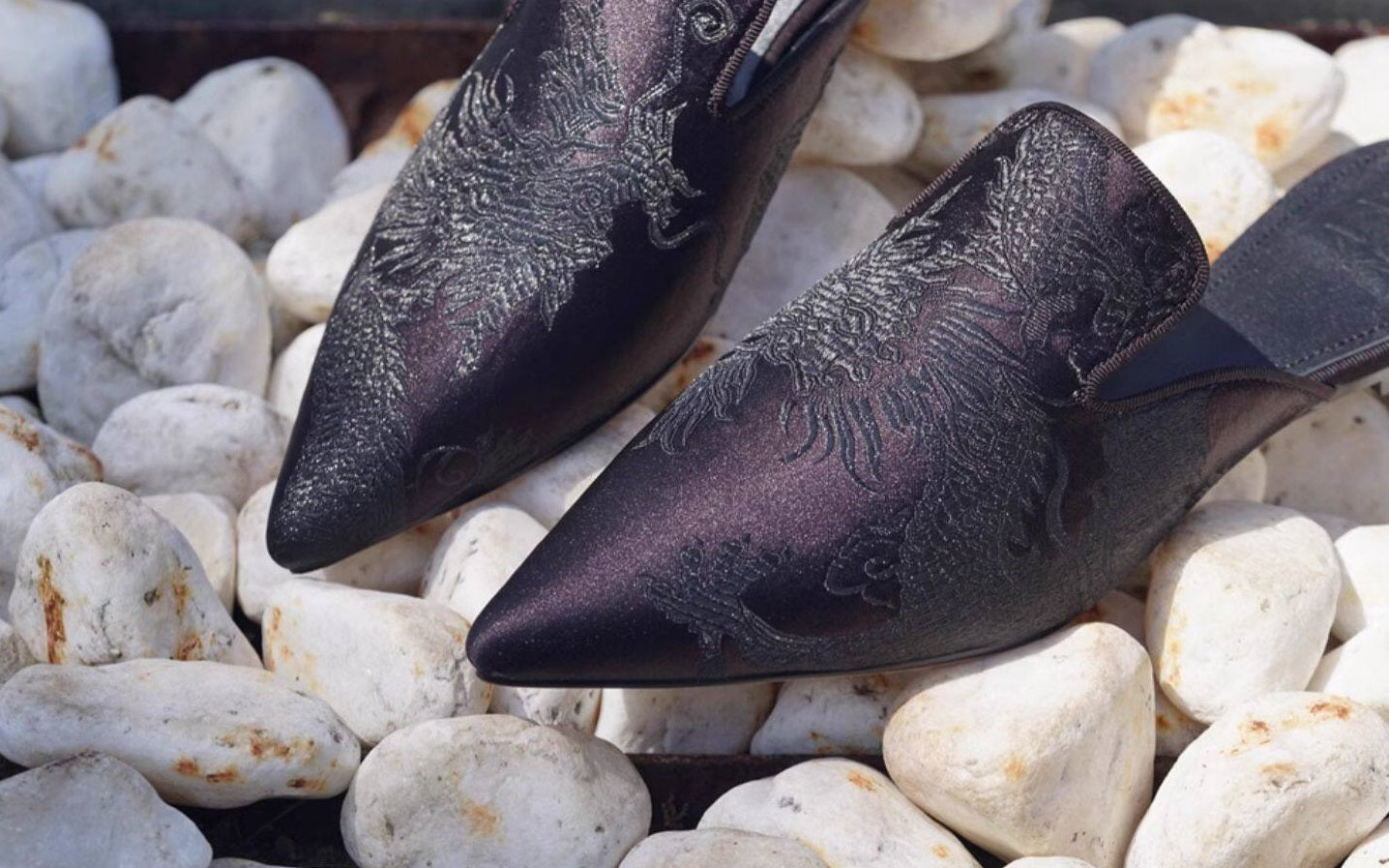 B-FEI limited edition pointed flat slippers-SHINO.