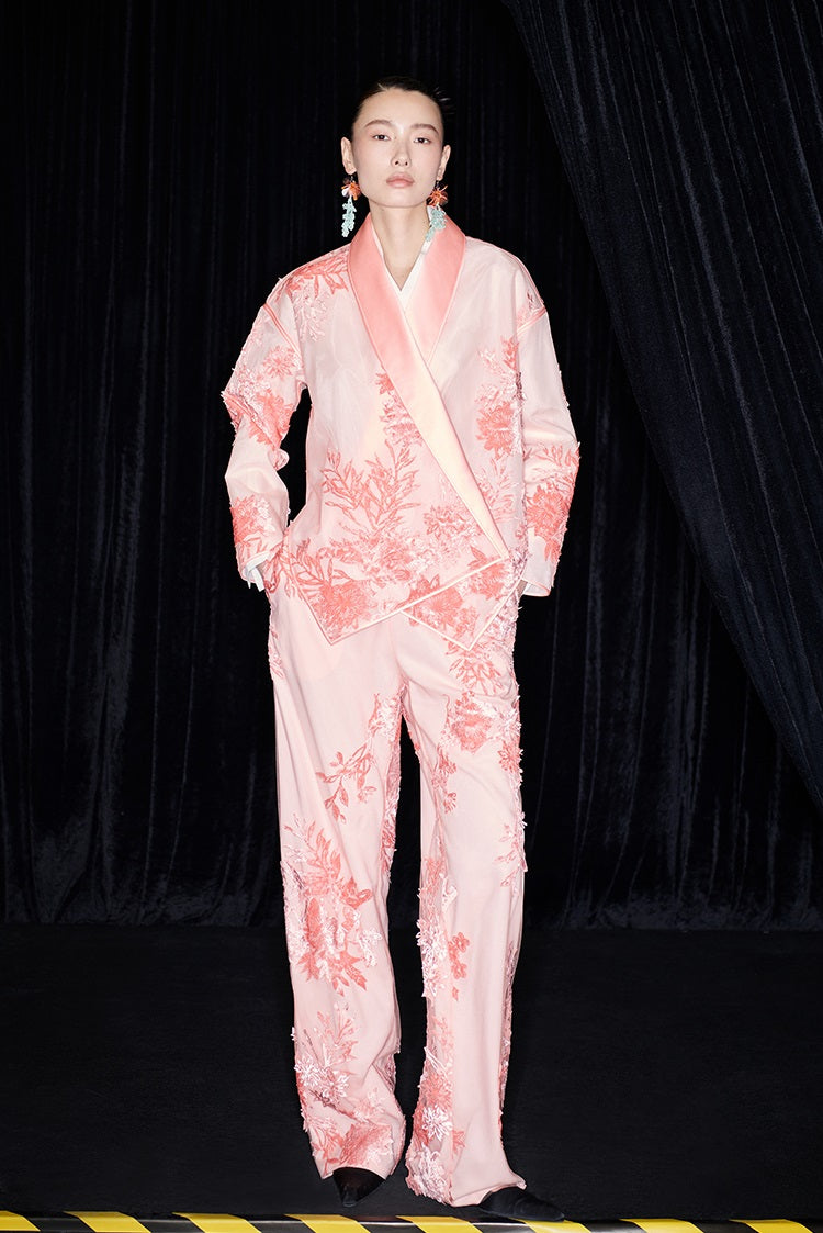 M essential Mackay designer brand falling flower embroidered fabric layered loose robe - BEAST.