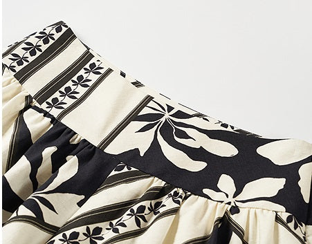 COMME MOI summer black and white print wide waistband shorts - BRONZE.