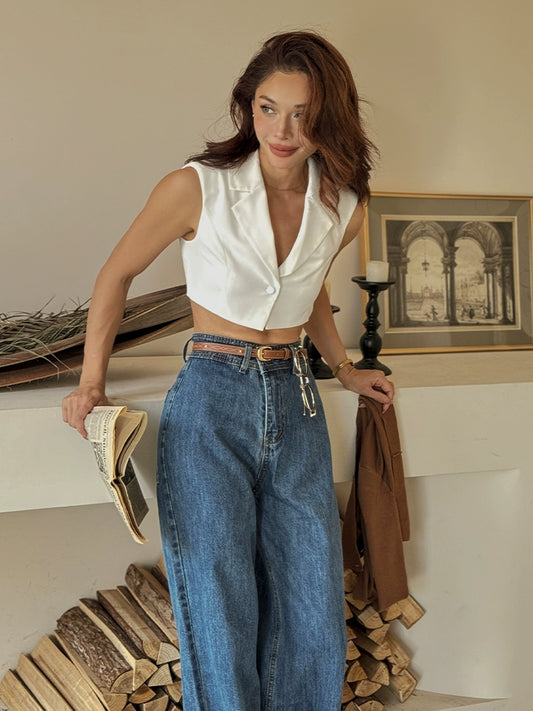 Le palais vintage cropped slim waistcoat with a white deep V suit collar Vest- MEE