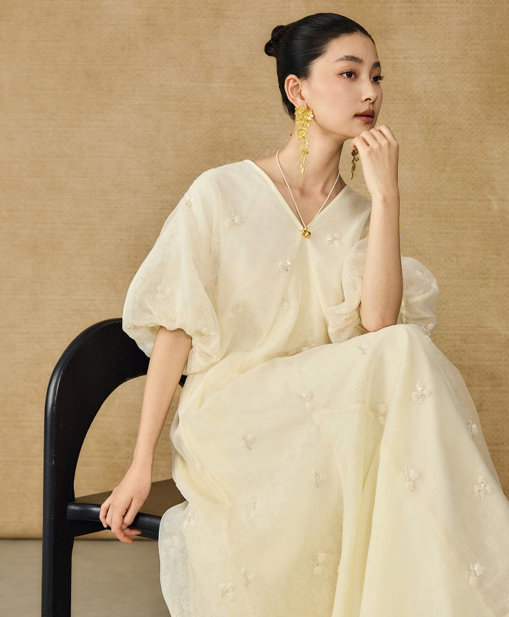 HECO  New Chinese Embroidered V-Neck Puff Sleeve Dress - CORAINE.