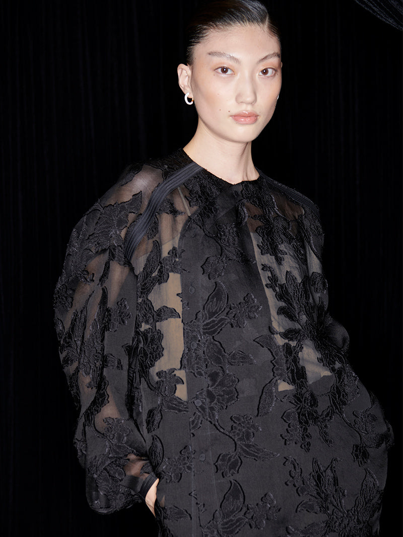 M essential Mackay designer slashed silk-cut semi-sheer lace pant top - indigo.