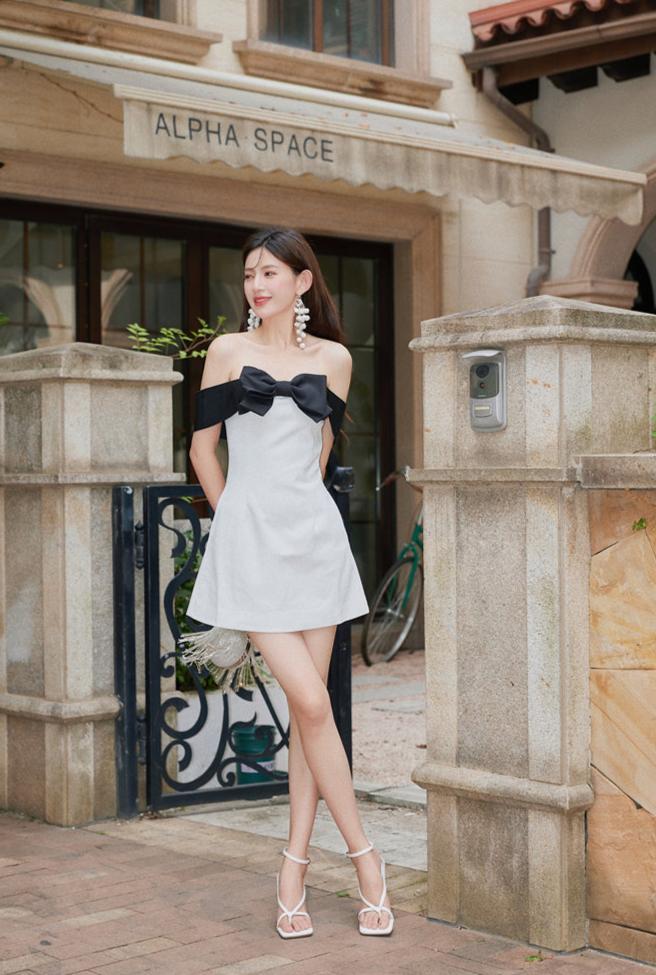 DOLLY High End Black Bow Off Shoulder Bandeau White Short Dress-ANDRA