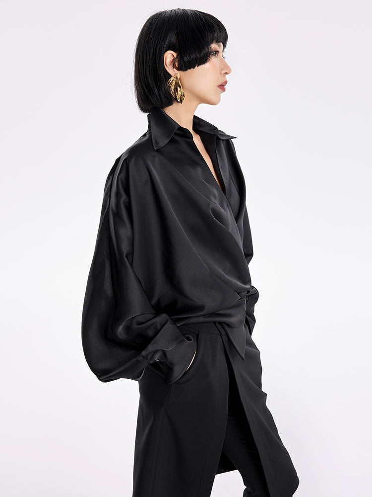 TINY IN v-neck dolman sleeve satin casual top -GAG