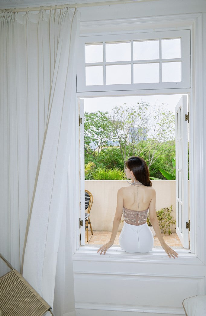 DOLLY High End V-Neck Sleeveless Halter Neck Pearl Body Hug Long Party Dress-CHARMAINE