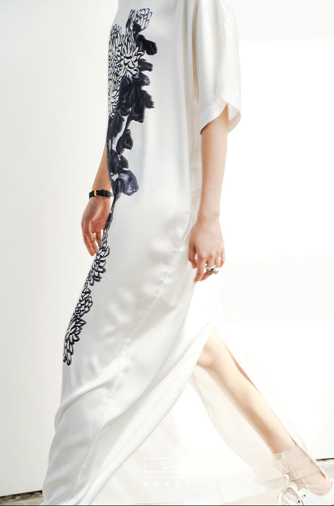 TUYUE Chinese painting print turtleneck satin dress - FELIX.