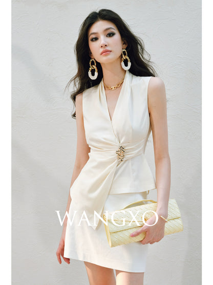 WANGXO | Innovative Weaving Texture Overlapping V-Neck Sleeveless Top -KEIA