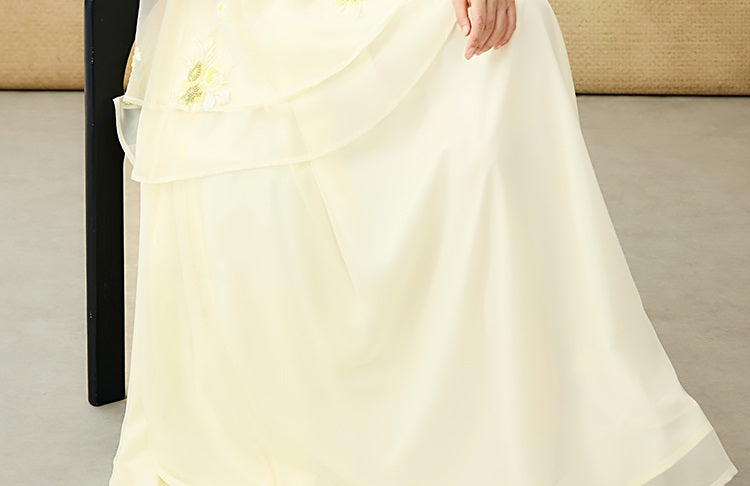 HECO Chinese Pearl Edge Embroidered Sleeveless Tulle Vest - IDEM.