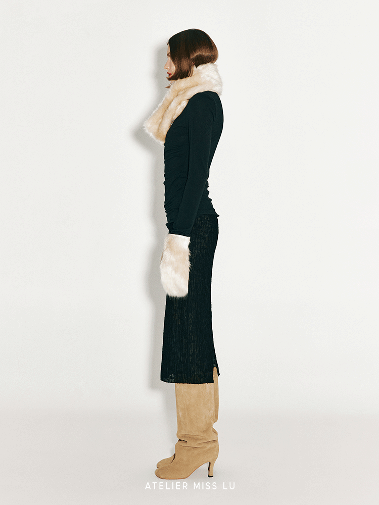 AtelierMissLu Autumn/Winter 2024 Warm Faux Fur Scarf - TRAVIO