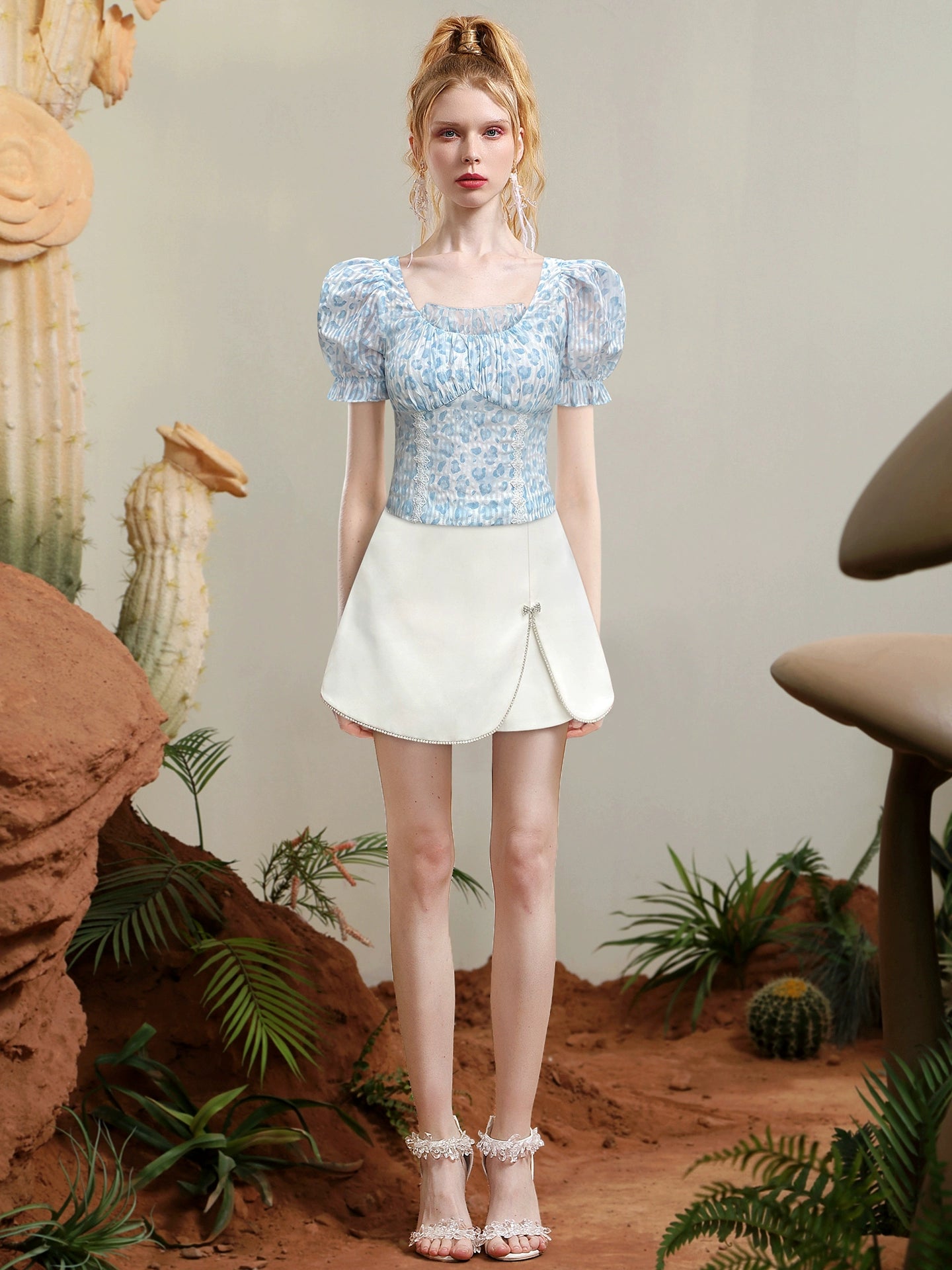 CHECOCRE Stubble guest French temperament court style design top -UNICORN.