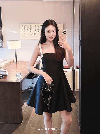 ATELIER MISS LU Contrasting bow suspender waist A-line dress - BURD