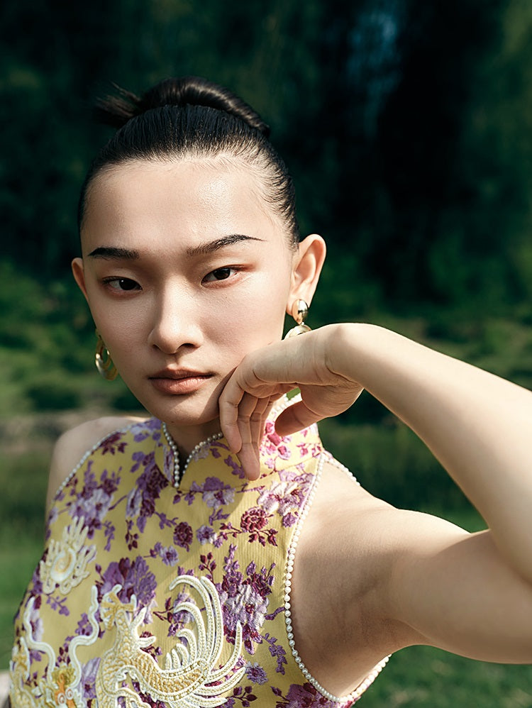 HECO Chinese Retro Style Embroidery Golden Dragon Stand-up Collar Vest Top  - QANT.