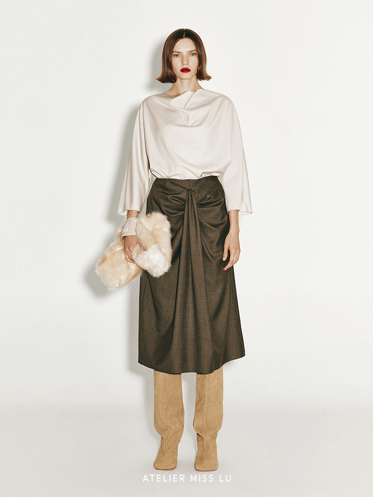 AtelierMissLu Fall/Winter 2024 faux fur geometric trapezoidal Wristbag - MAURICE