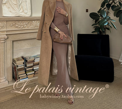Le Palais Vintage Luxury Beige Suit Collar Long Sleeve Straight Long Winter Coat-KIKE.