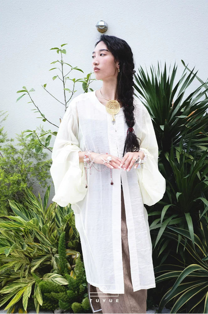 TUYUE off-white round neck pipa sleeves Tencel thin silk spliced robe jacket- RAY