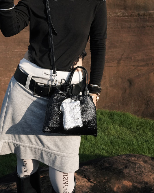 IUBALLET black and white sequence real sheepskin contrast tote bag - BLUE.