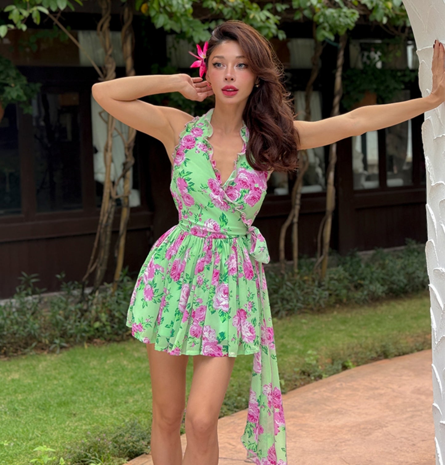 Le Palais Vintage is a silk wrap halter neck dress-GEE