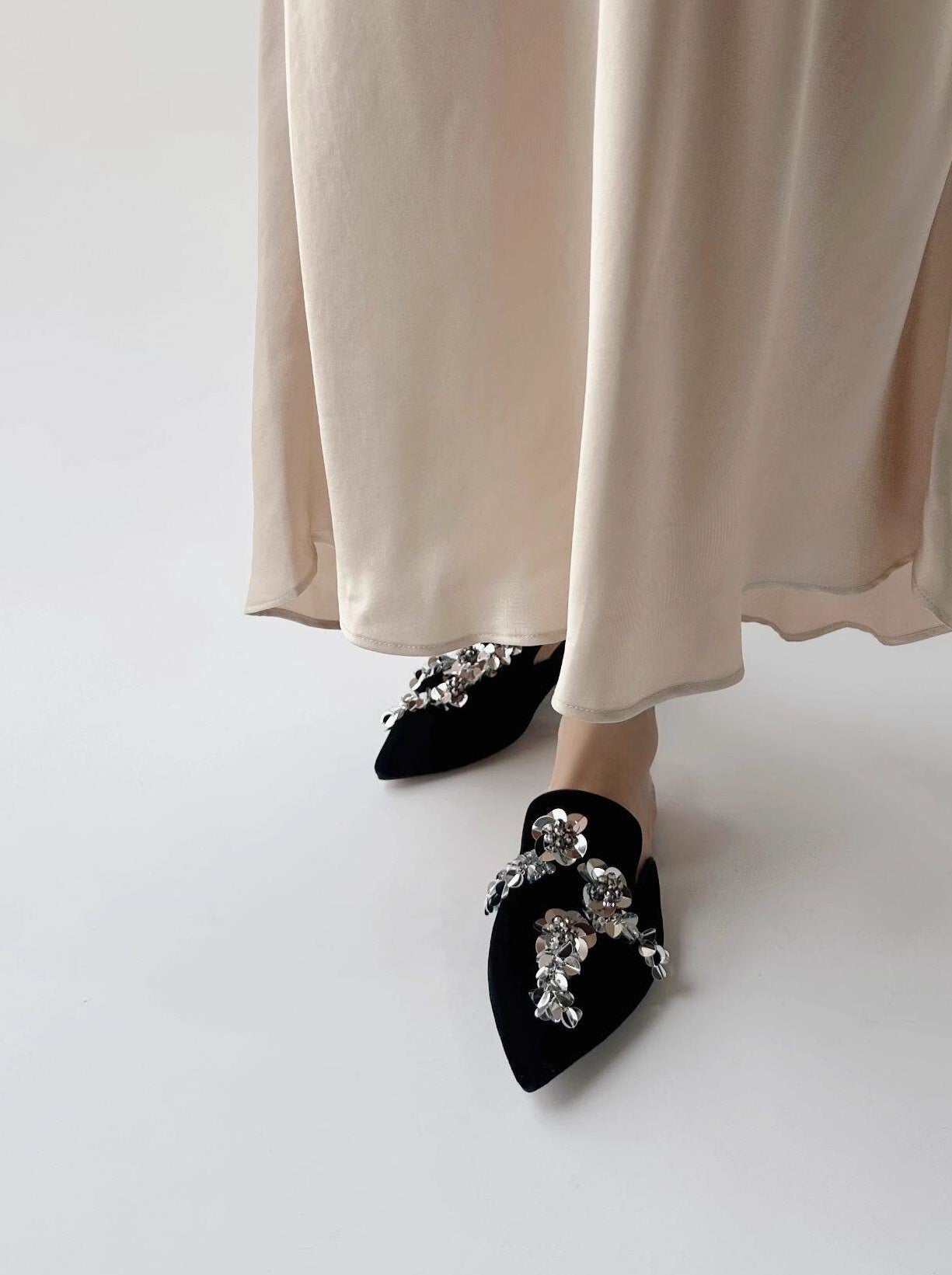 B-FEI women's sequins floral glitter slippers-SAKA.
