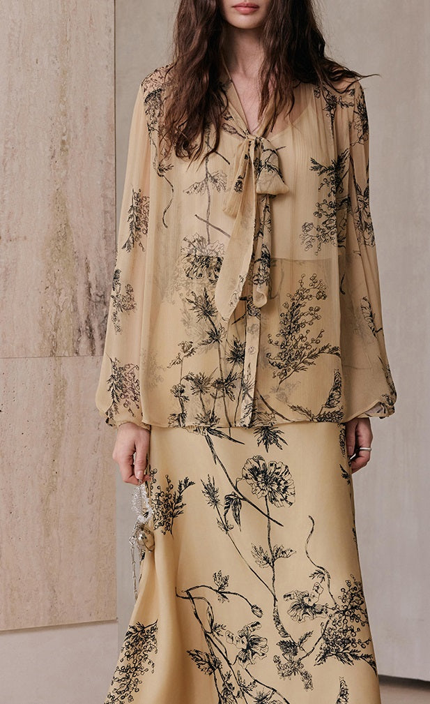 M essential Wise & Elegant Relaxed Resort Silk Flowing Streamer Print Skirt-SELVARA.