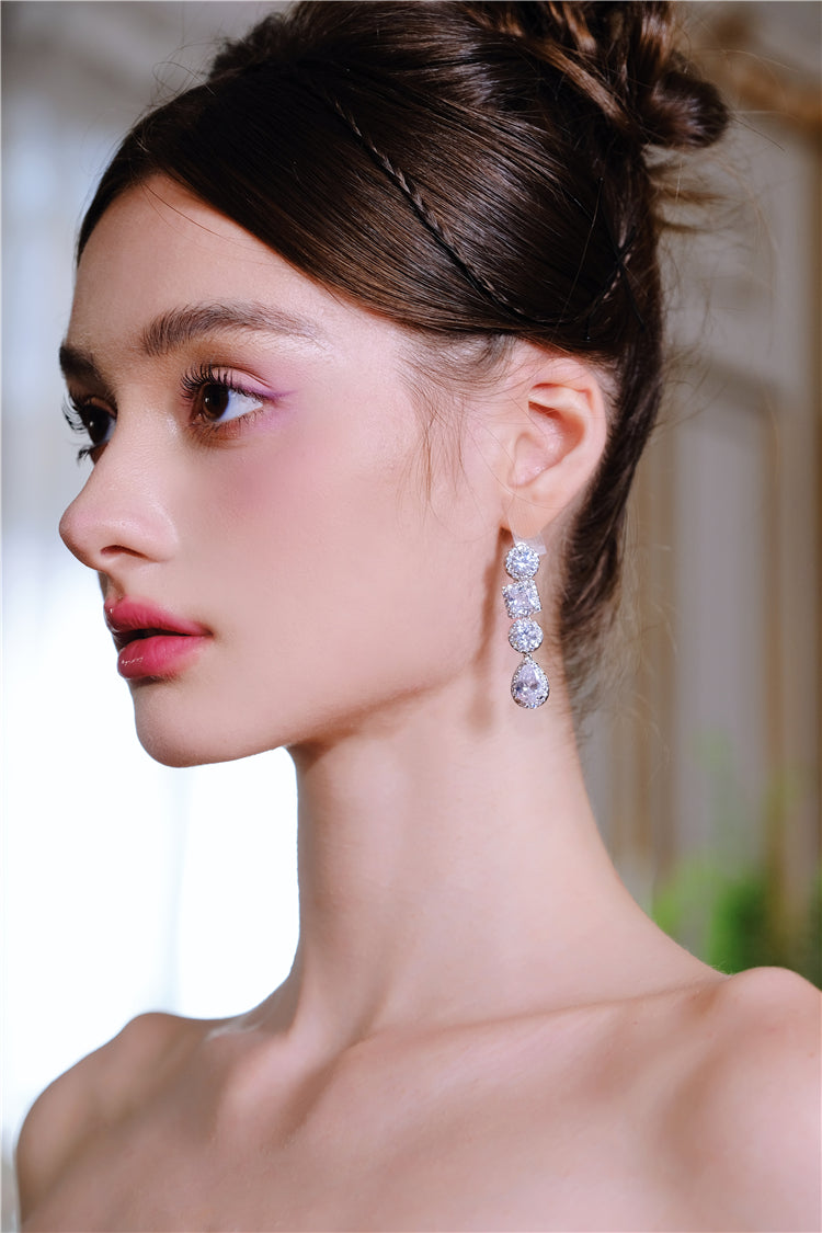 Wardrobes by Chen Luxury Diamond Drop Tassel Earrings-Moyo