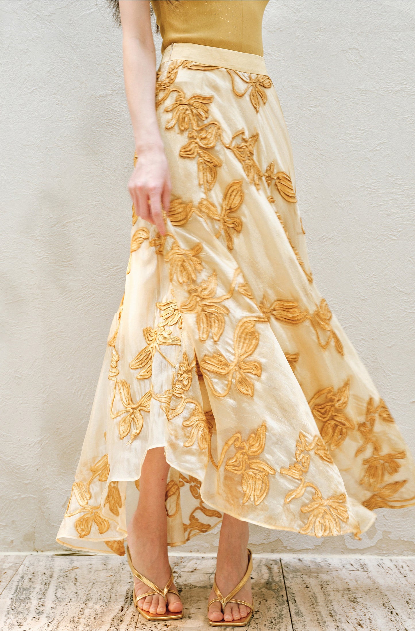 WANGXO | Flower Detailing on a Gorgeous Large A-Line Swing Skirt -SENA