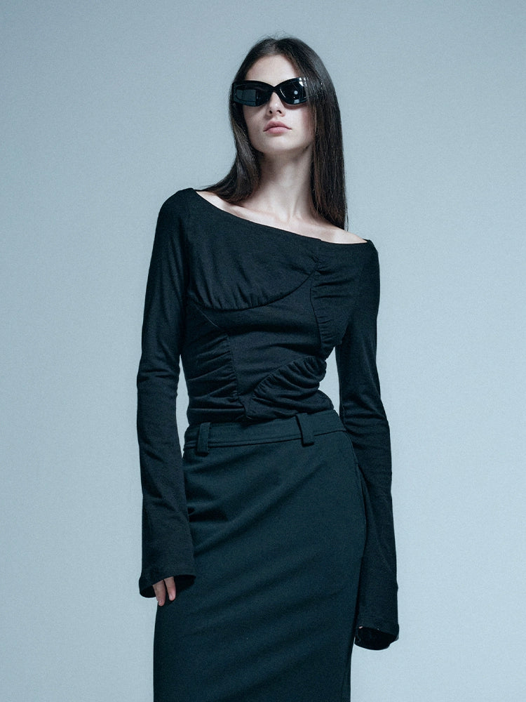 ANNAKIKI BLACK FOUR-POINTED STAR RUFFLED SLIM TOP-YUTO