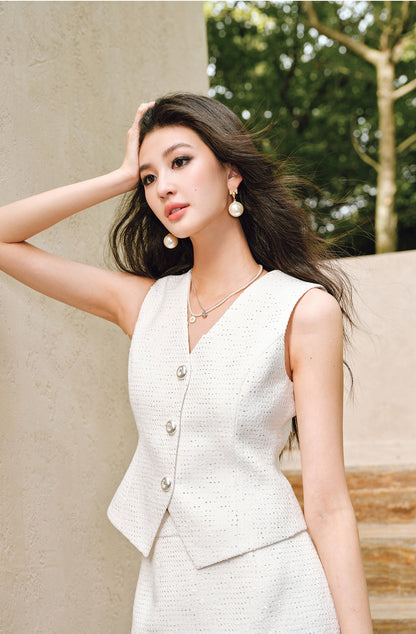 WANGXO |Light Georgette V-Neck Vest & Flowing  Skirt Suit Set-RINA