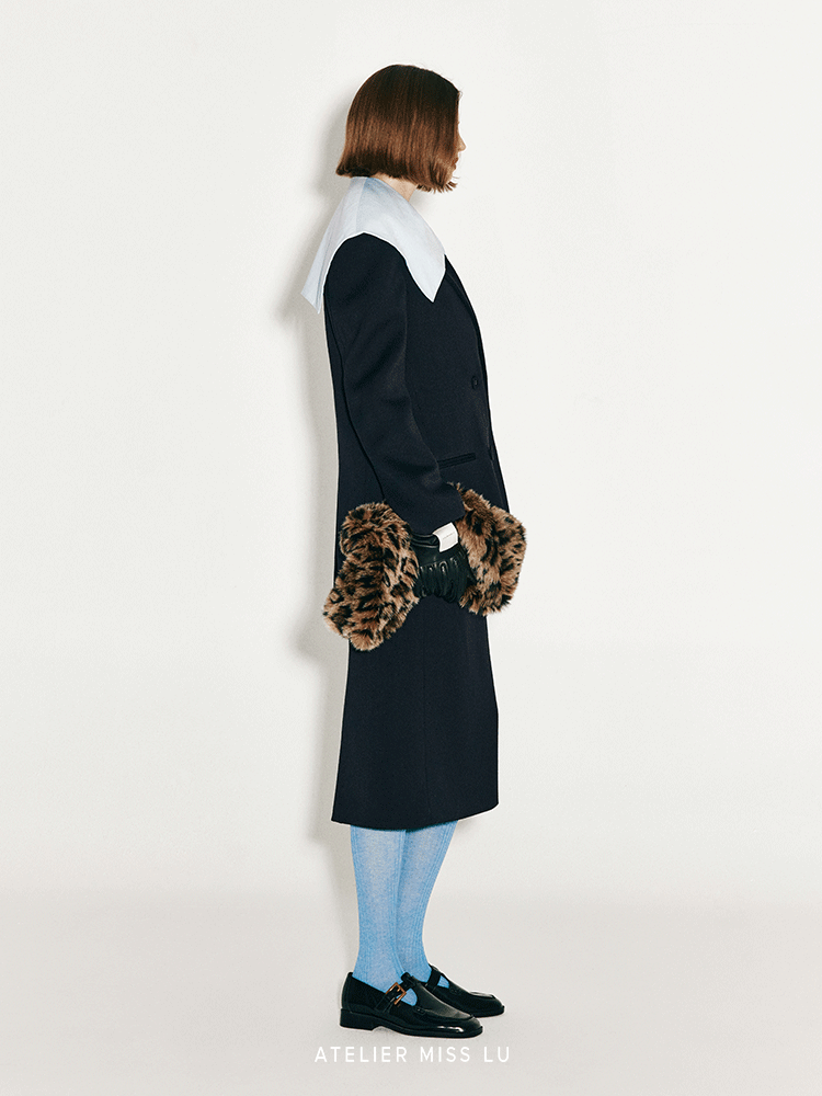 AtelierMissLu Fall/Winter 2024 Faux Fur Geometric Trapezoidal Wrist Bag - PRIME
