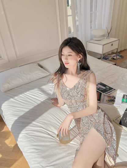 DOLLY Luxury V-Neck Sleeveless Sequin Tassel Bead Hip Hug Cocktail Dress-Poppi