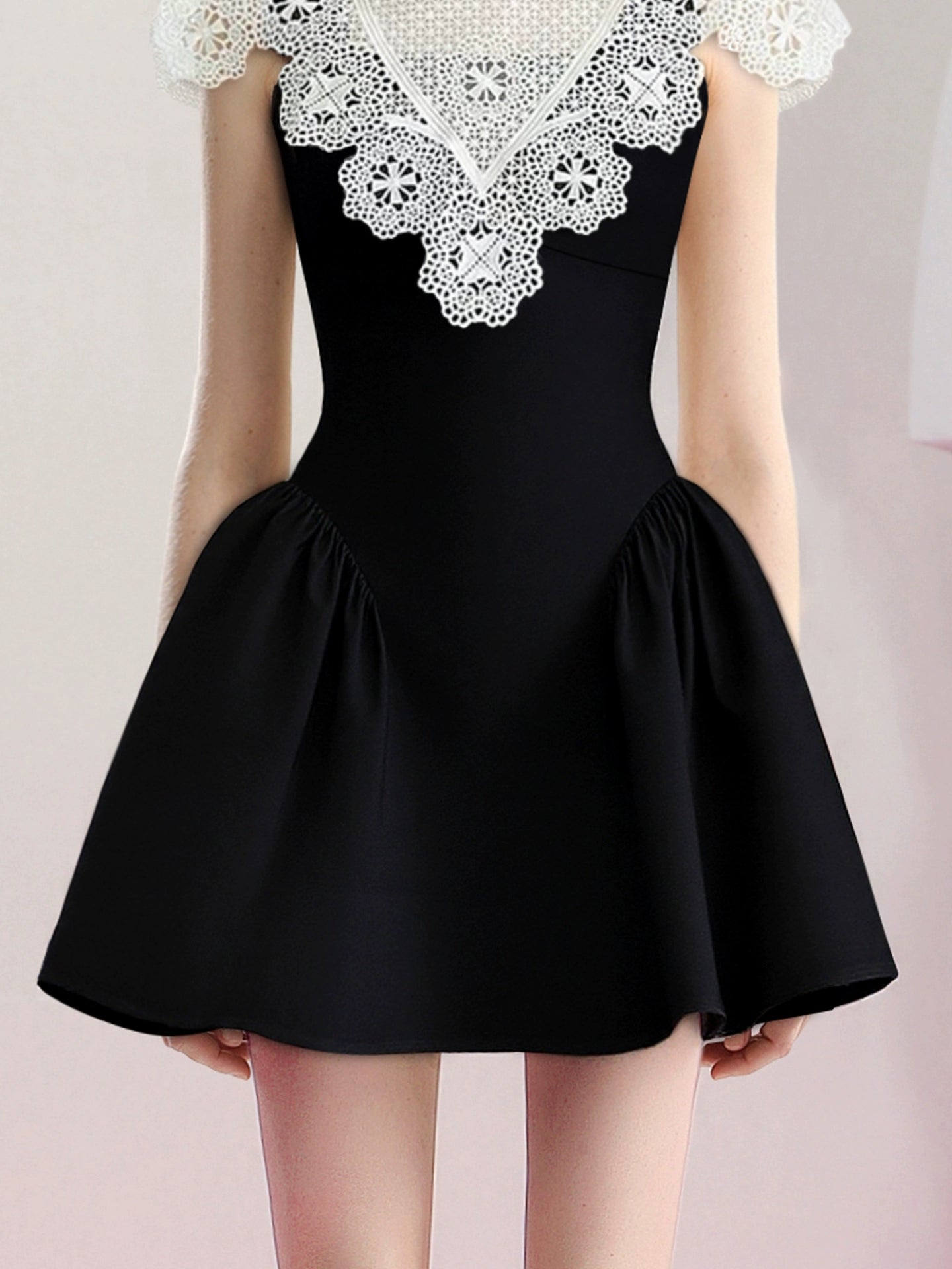 CHECOCRE Stubble Hepburn style design French waist lace spliced little black dress - LOVE.